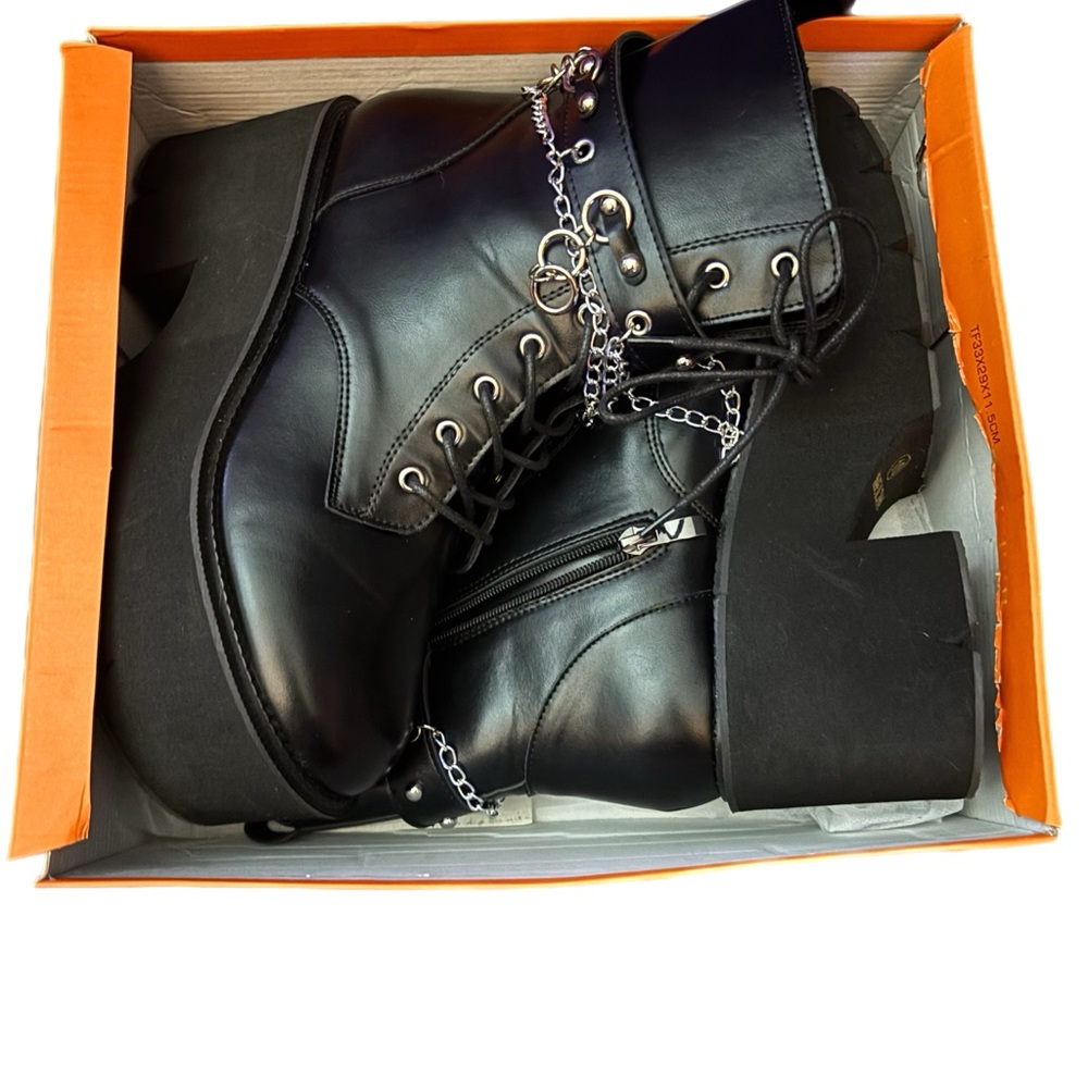Black Platform Chain Ankle Boots - Picture 4 of 4